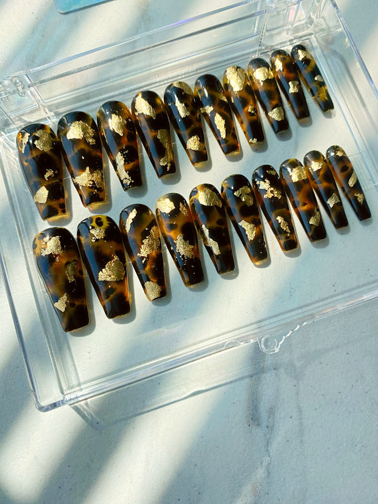 GOLDEN TORTOISE